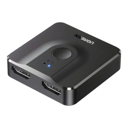 cm217-50966-wr-01.jpg. UGREEN CM217-50966 2-in-1 Bi-Directional 4K HDMI Switcher - Black
