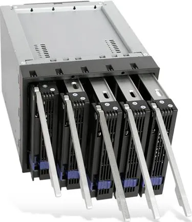 Icydock FatCage MB155SP-B 3x5.25" 5x 3.5" Harddrive Cage 3 MR-I155 #3. Icydock FatCage MB155SP-B 3x5.25" 5x 3.5" Harddrive Cage