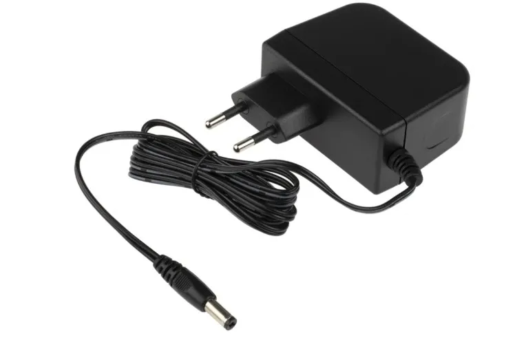 The Postron Regulated 110/230V Power Adapter 1 Big_PWRC-1210F-2-5.jpg. The Postron Regulated 110/230V Power Adapter